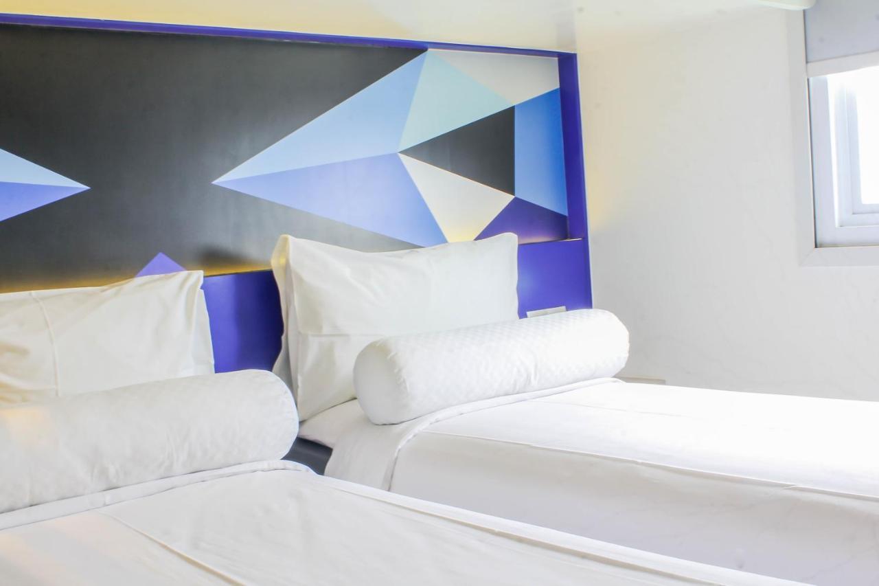 Md 7 Hotel Cirebon Εξωτερικό φωτογραφία